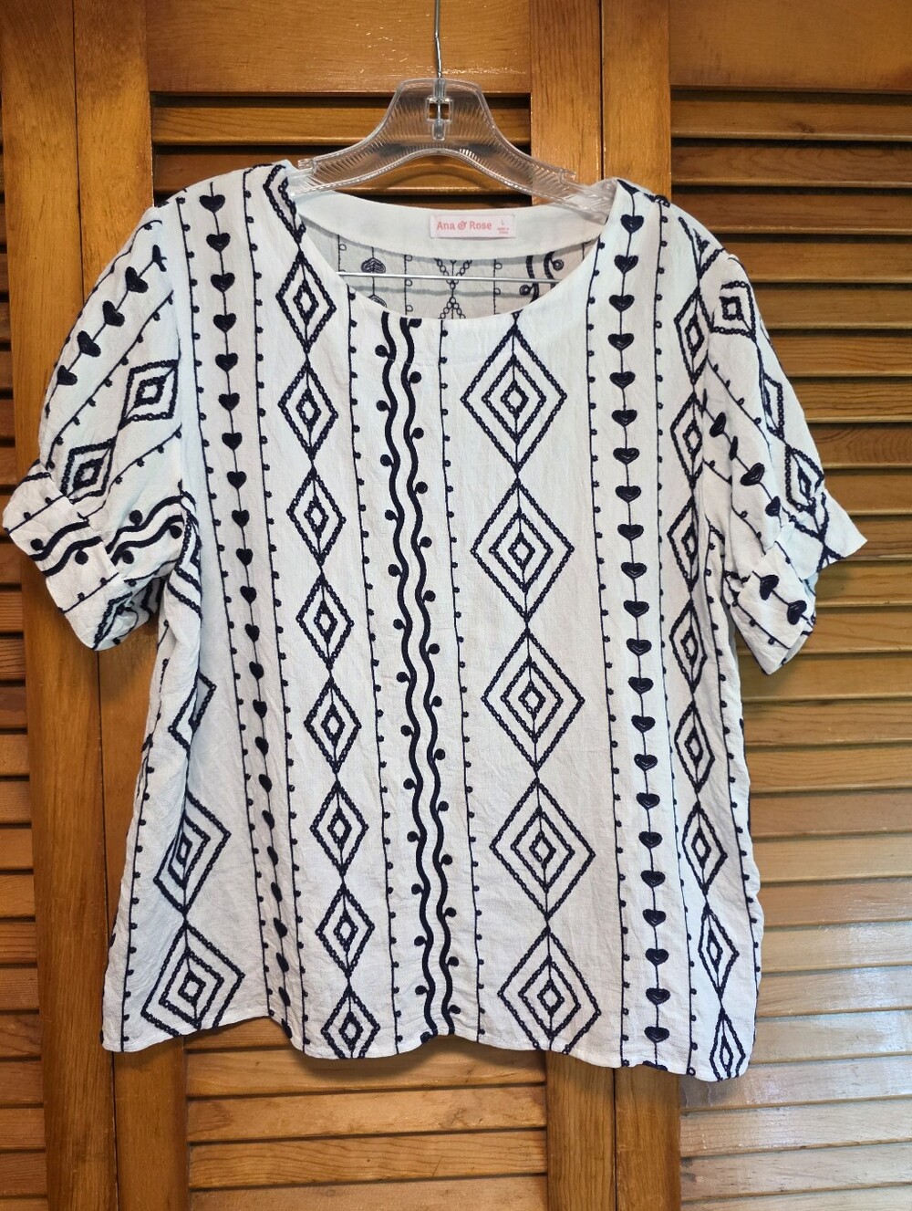 Ana & Rose White Navy Embroidered Boho Geometric Short Sleeve Blouse Women's L